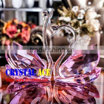 Thanksgiving Day special gift pink glass crystal swans shaped paper weight