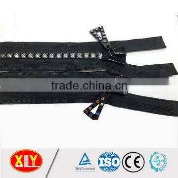 High Quality Reaonable Prices Plastic Diamond Zipper , Rhinestone Bag Zipper