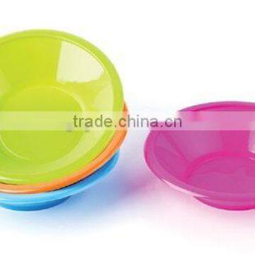 Plastic unique colored fruit bowls, salad bowls, picnic bowls