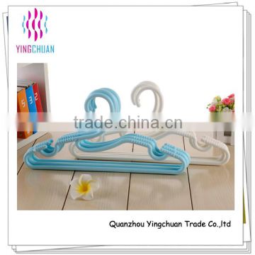 Fashion cheap brand customized plastic clothes hanger