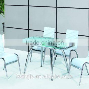 L808C Extending clear Glass Dining Tables in ITALIA modern dining room