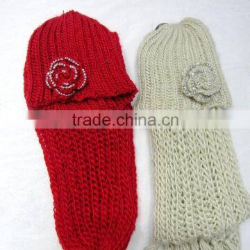 wholesale women's knitted hat and scarf with flower decorations sets