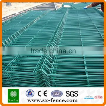 ISO9001 2014 Hot sale pvc coated curved welded fence panels