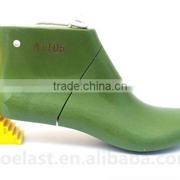 Women boots round head shoe last