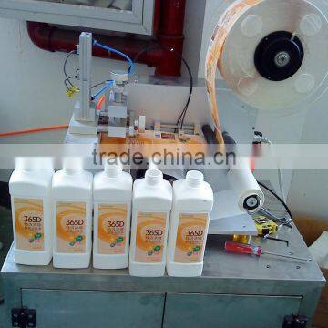 Semi-Automatic Plane Labeling Machine photo-4