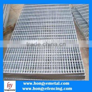 1/2" x 1/2" hot-dipped galvanized welded wire mesh