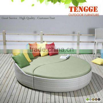 oval round bed ratttan outdoor daybed