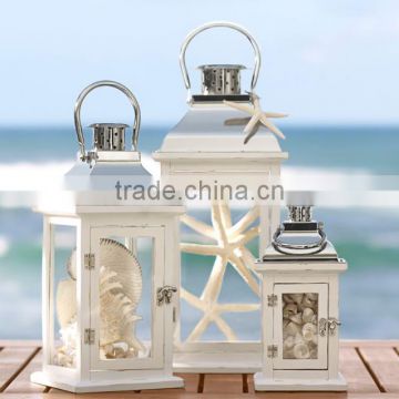 white wooden lantern | New Year Lantern Festival Decoration