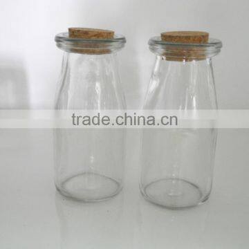 leak-proof upmarket clear glass canister with wooden lid
