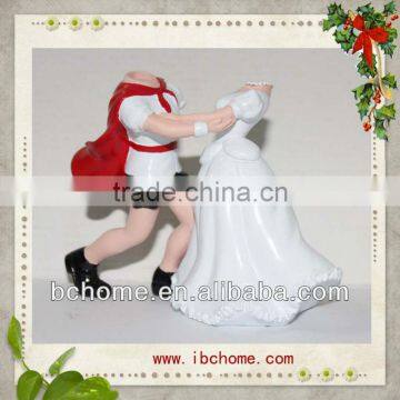 Resin wedding souvenir,couple figurines