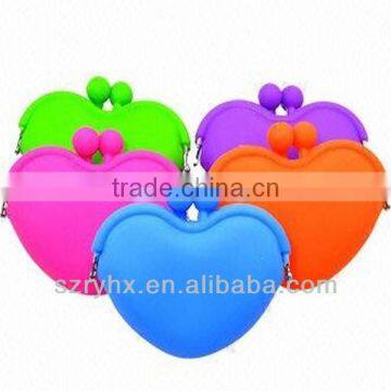 sweat heart shape silicone coin purse with metal clasp