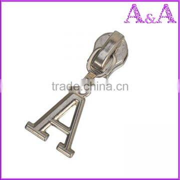 HOT-SELLING Special Nylon Slider A/L Different Special Puller Designed for Nylon Zipper photo-3