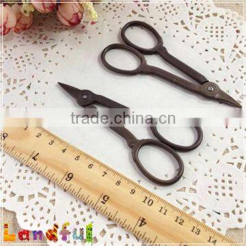 Vintage Sewing Tools Bronze Thread Scissors Fancy Embroidery Scissors photo-4