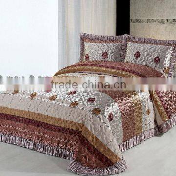 3 Pcs Gorgeous Jaquard Flower Quilt Bed Set In Coffee Color photo-1