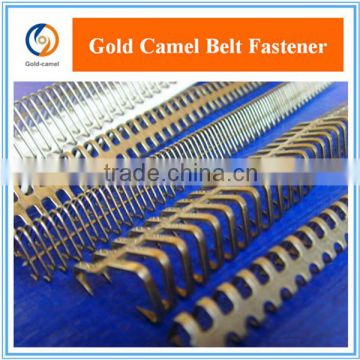 Flat belt hook fastener