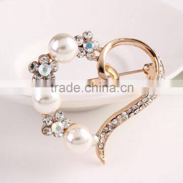 Fashion Designs Heart Shape Rhinestone Brooch Pin With Pearls,Brooches And Pins For Wedding Bouquet,Crystal Wedding Brooch Quality Choice photo-4