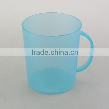 Transparents color plastic mug