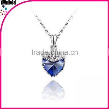 Wholesale boutique sautoir creative personality hearts set auger strawberry pendant necklace