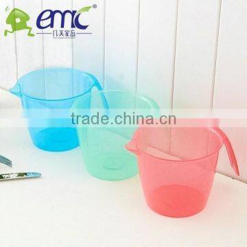 Plastic Water Scoop, With Calibration Line and Handle Plastic Water Scoop photo-4