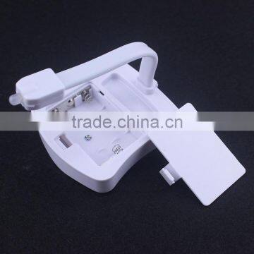 Automatic Luminous LED Light Toilet Seat Sensor / Glowing Bathroom Decorative Toilet Lightbowl photo-2