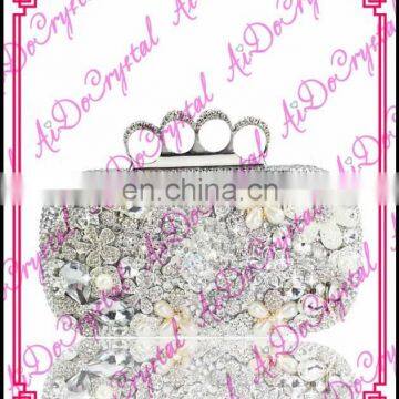 Aidocrystal Luxurious white princess style novelty crystal evening clutch