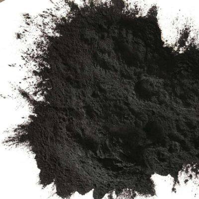 Высокопроизводительный порошкообразный активированный уголь с хорошей адсорбционной способностью. Черный порошок, угольная сажа