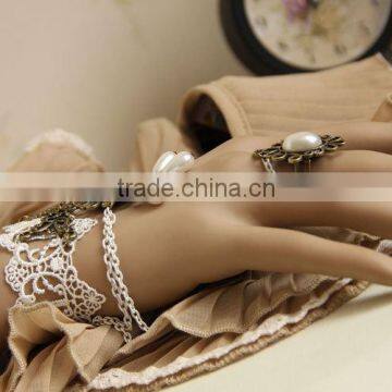 Vintage Hand Harness Lace Slave Bracelet Chain Ring photo-4
