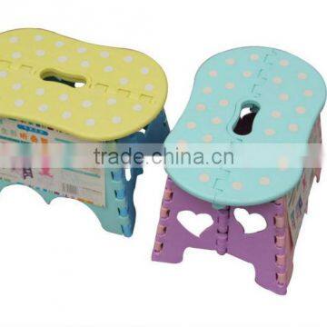 Lovely stool Peanut shape folding stool