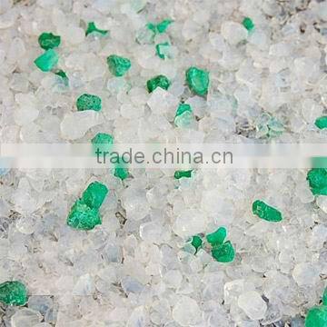 silica gel cat litter with green irregular