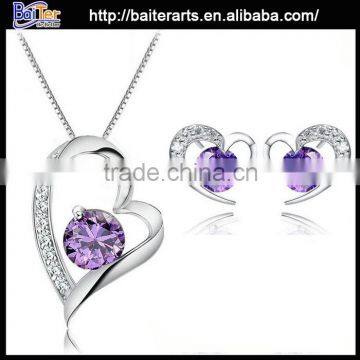 Elegant women's 925 sterling silver imitation diamond jewelry set                        
                                                Quality Choice