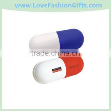 Capsule Squeezie: Red or Blue