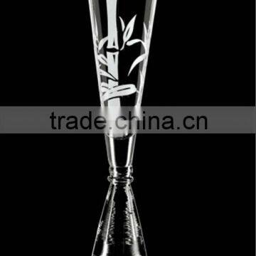 Hand blown traditional champagne glass,thick stem flute.