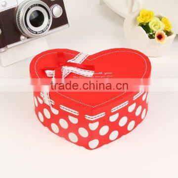 High-quality coated paper type wave point of creative love peach Heart Gift Box