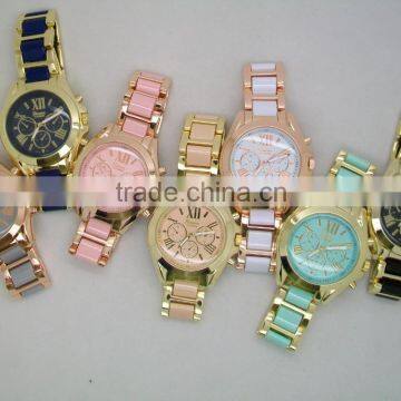 2016 fashion geneva oversize two tone bracelet watch
