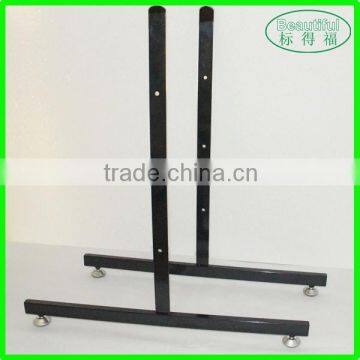 Gridwall panel metal leg