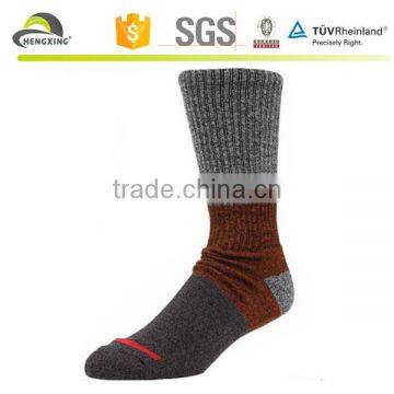 Custom logo sport winter socks cheap socks wholesale price