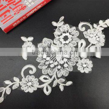 Wholesale Exquisite Bridal Lace Applique Embroidery Lace White Applique photo-3