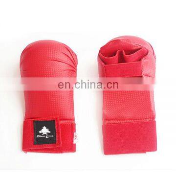 top quality WKF hand protector/karate hand glove