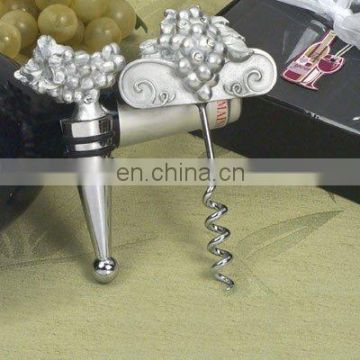 Grapes design Wine stopper and wine opener set