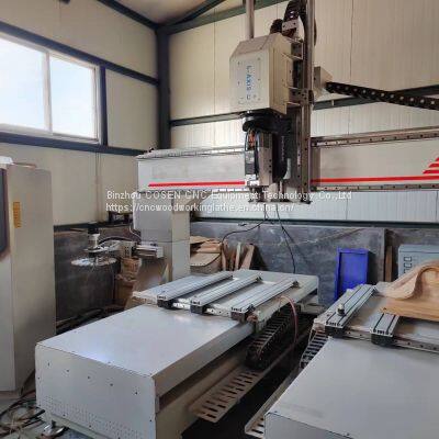 Multifunctional CNC Woodworking Machining Center photo-3
