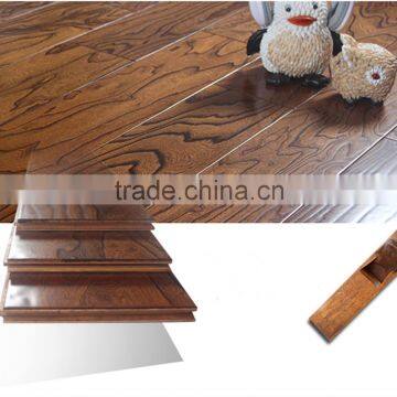 Smooth Surface Multilayer Engineered wood Flooring Brownish