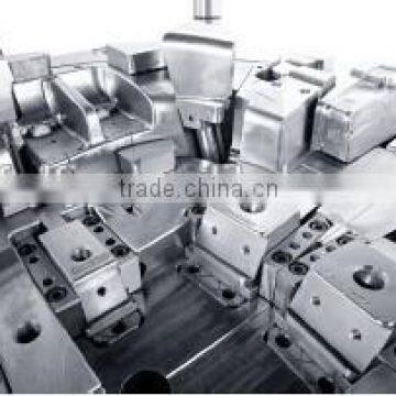 China Plastic Injection Mold Maker photo-5