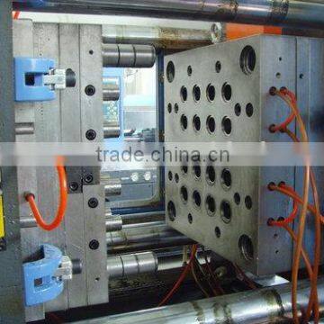 plastic cap injection mold