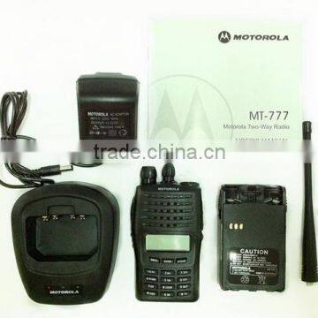 Moto-rola MT-777 VHF 5W Two 2 Way Transceiver Radio Walkie Talkie Handheld photo-2