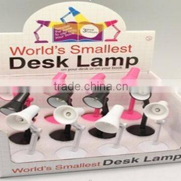 good hot sell foldable plastic clip book light