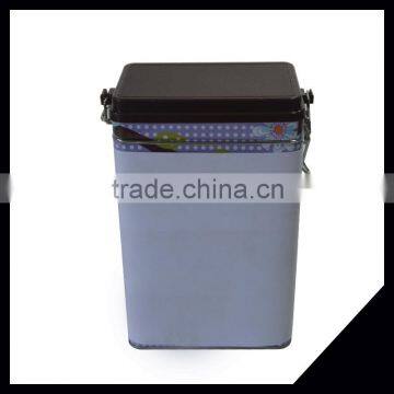 Wholesale Rectangle Metal Biscuit Tin Can With Plastic Lid And Metal Buckle