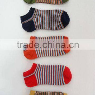 Colorful Streakline Design Cotton Ankle Socks