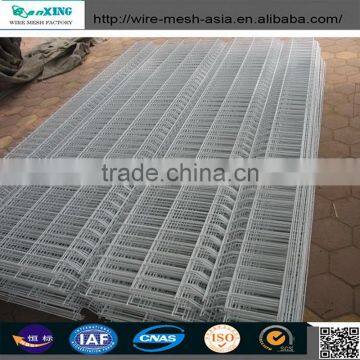 Galvanized Welded Wire Mesh Panel for Livestock / Bird Cage photo-2