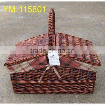 wicker picnic basket with lid