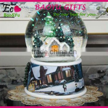 Polyresin Christmas Snow globe decoration snow globe with Music Box